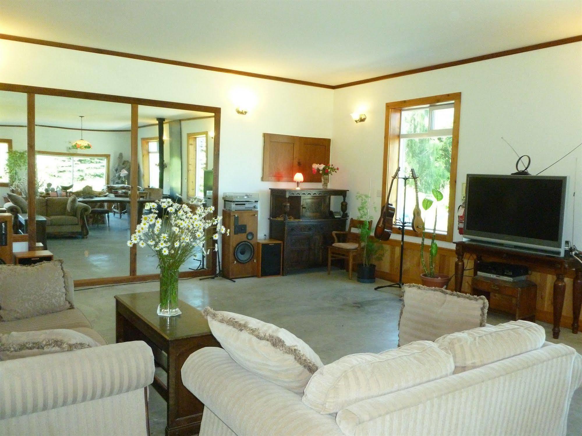 Harrison Hammond House Farmstay Harrison Mills Exterior foto